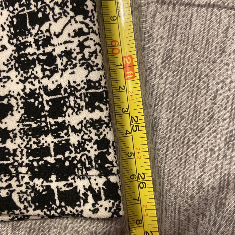 Apt. 9 BLACK & WHITE DRESS - Picture 6 of 8